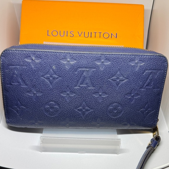 Louis Vuitton Navy Embossed Zipper Wallet - Picture 3 of 17